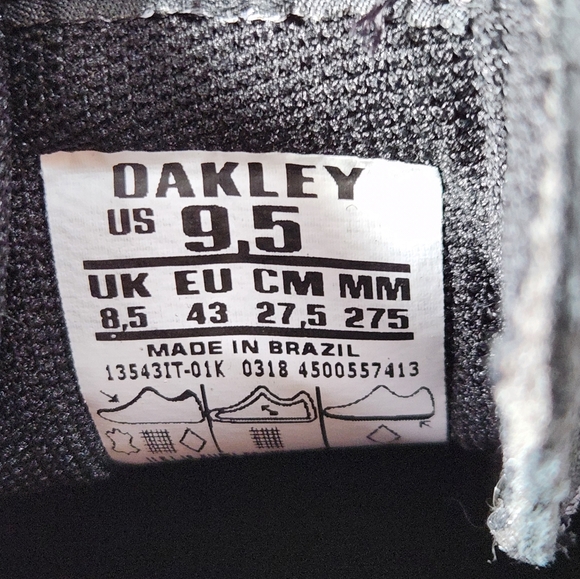 Oakley mens street 2 TD sneakers.  Blk size 9.5 new with box - Picture 10 of 10